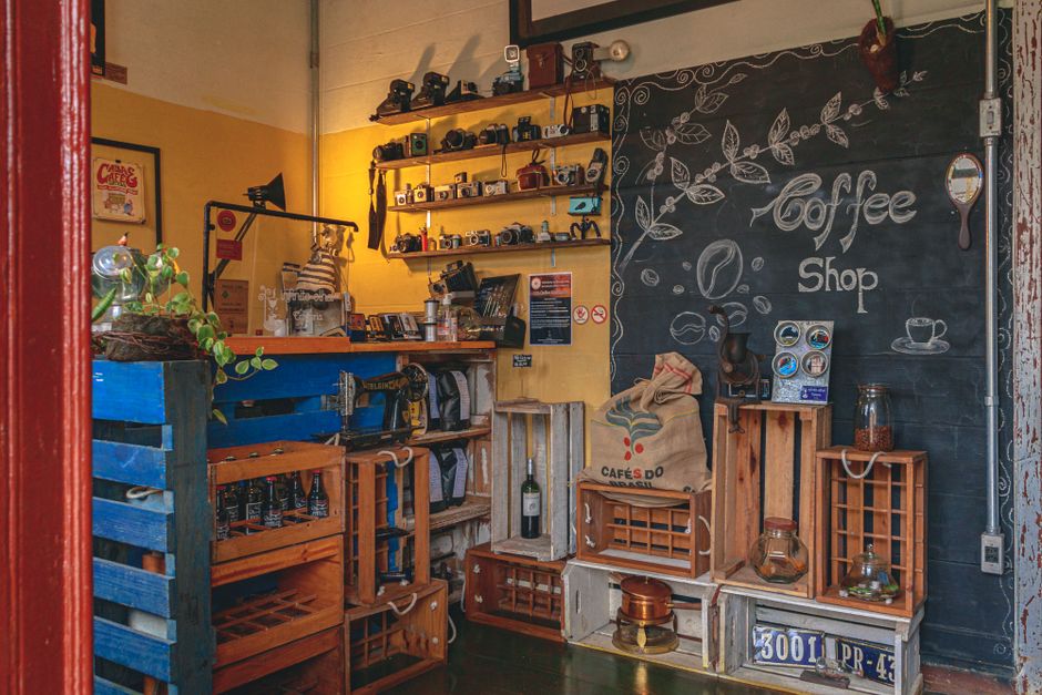 Inside the Café That Banned Laptops and Lived to Tell the Tale